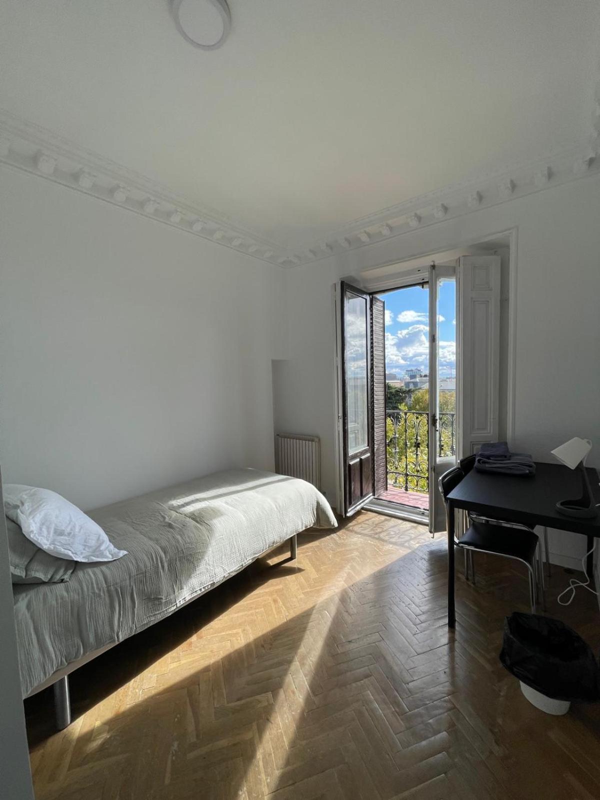 Madrid First Stop- Lope De Vega'S Dream Coliving Екстериор снимка